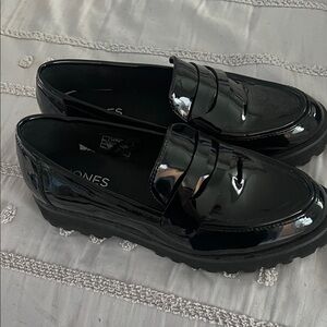 Jones New York Glossy Black Loafers